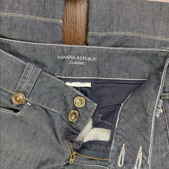 Banana Republic Classic Denim Capris - Picture 5 of 12